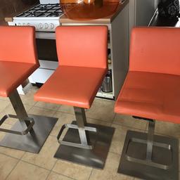 We have 3 retro bar/ breakfast stool.
They swirl left and right, lovely and comfortable to sit on with foot rest.
Selling the 3 together but would separate if needed too.