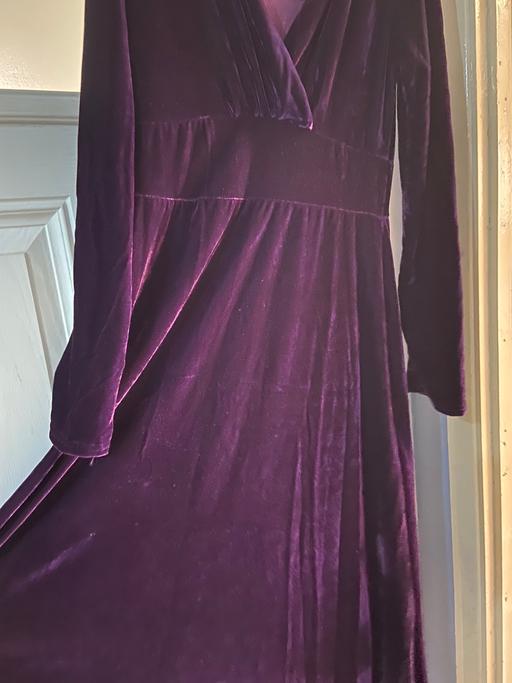 Buy & Sell South West London Richmond upon Thames - Photos for velvet dress