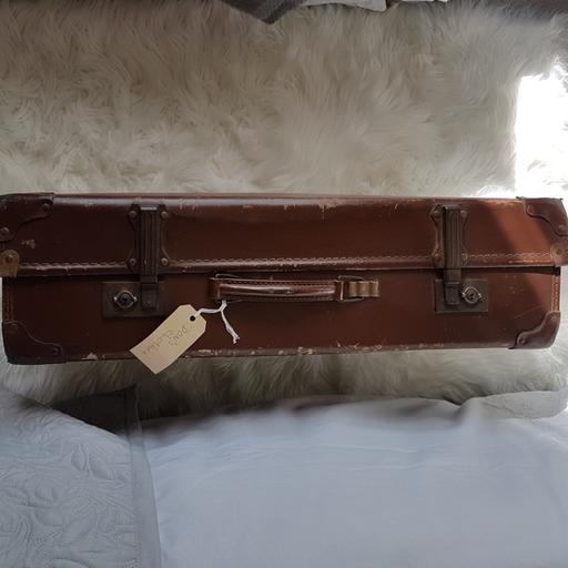 Buy & Sell Worcestershire Bromsgrove - Photos for VINTAGE SUITCASE.