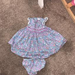 Baby girl floral dress
Matching knickers 
Next baby
3-6 months