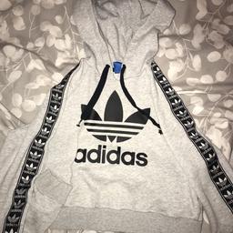Size 10
Adidas cropped hoodie
Light grey