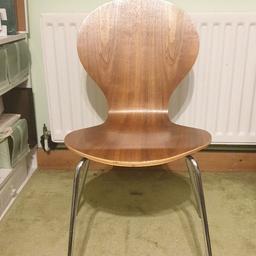 3 wooden dining chairs with stainless steel legs

good condition, sturdy