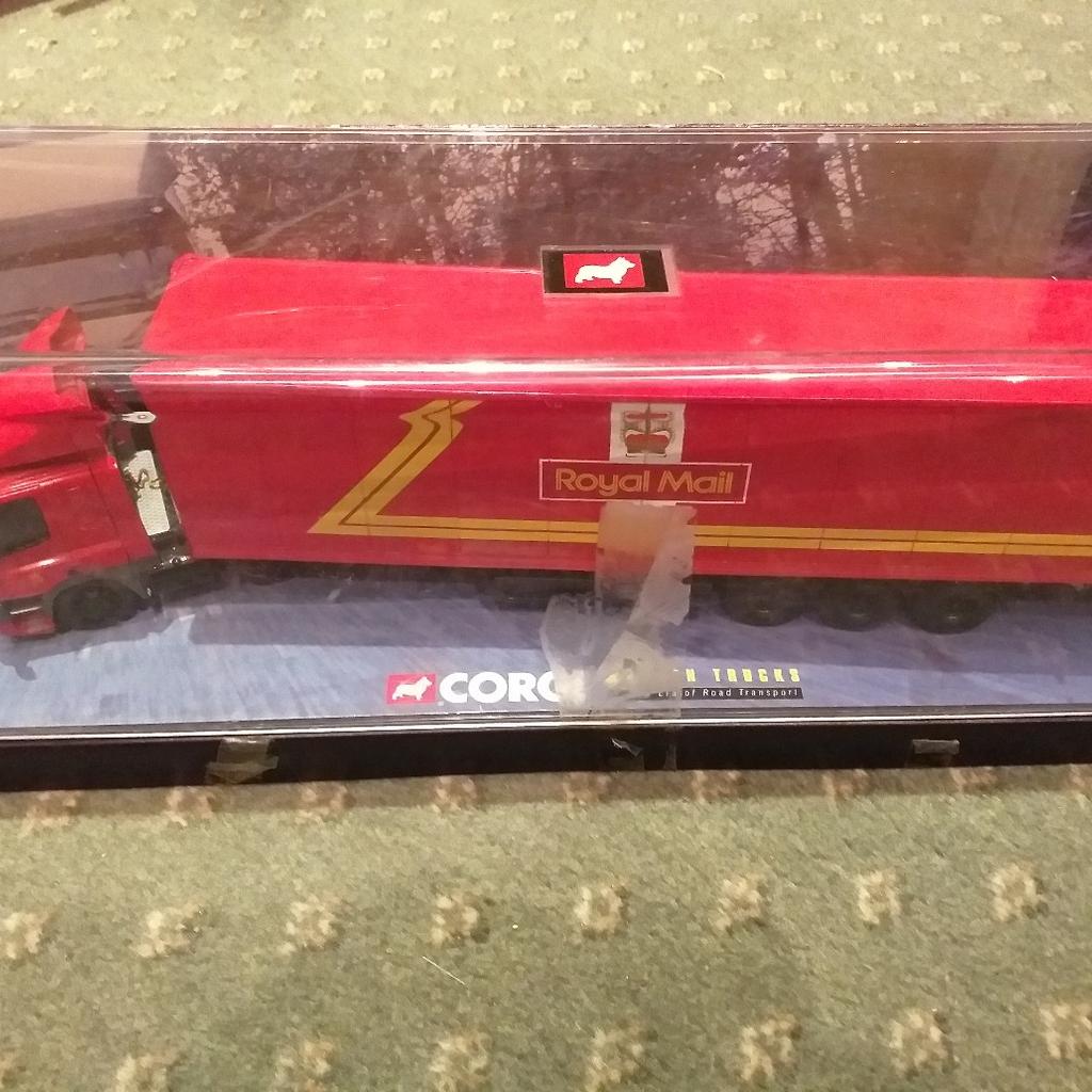 royal mail model truck no 75502
complete with mirrors
only been out of the box for photos
check out my other items
will combine postage on multiple items
posted tracked and insured