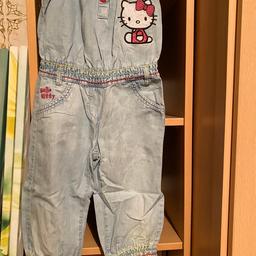 Verkaufe Hello Kitty Jumpsuit  gr.116
Sehr dankbar erst lange Hose...nachher Knie Hose😁