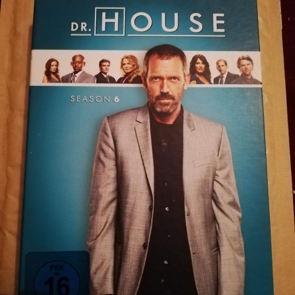 Verkaufe hier
eine DVD-Box
DR. HOUSE Staffel 6
siehe Foto
Festpreis : 6.90 €
