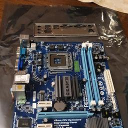 gigabyte motherboard with a lga 775 chipset. It has a dual channel ddr3 ram USB 2.0

* has a few bent cpu pins and gpu support latch brocken *

This board has not been tested!