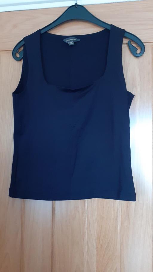 Buy & Sell West Midlands Dudley - Photos for Ladies top