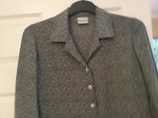 Buy & Sell Surrey Guildford - Photos for Ladies Size 12 Eastex Blouse (Like New)