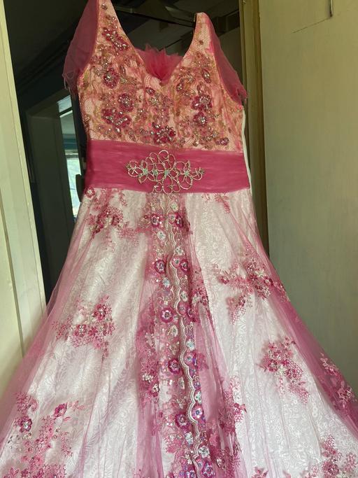 Buy & Sell South West London Richmond upon Thames - Photos for Elegant Party Dress