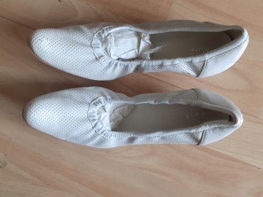 Buy & Sell Central London King`s Cross - Central London - Photos for ladies new white shoes