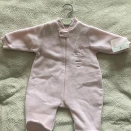 BNWT Mamas and Papas Sleepsuit 0-3 Months
RRP £18