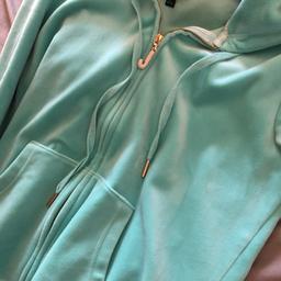 jacket size M
bottoms size XS
such a gorgeous colour
worn twice
perfect condition 
open to offers