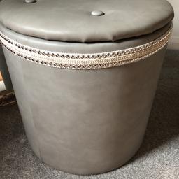 Faux leather footstool I’m very good condition stores loads of my toiletries. Purchased for £29.99 from Tkmaxx less than a year old. Collection only or local drop off for added fuel cost.

Payment via PayPal only.
Will follow social distancing guidelines.