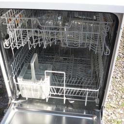 Miele full size (600) dishwasher purchased in 2016 reason for sale new fitted kitchen. In excellent working order, with all hoses.     Collect Thatcham.