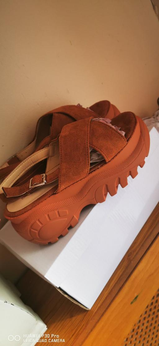 Buy & Sell Derbyshire Bolsover - Photos for Tractor platform slingback sandals