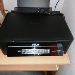 Verkaufe Epson Stylus sx235w Drucker +(Scanner,Kopierer in Einem)
funktioniert alles ,nur selten in Verwendung gewesen.