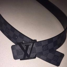 Louis Vuitton Belt Initiales Damier Graphite Black/Grey
Very Good condition only been worn a couple of times.

Size: 90cm
Comes with LV Dust Bag
100% Genuine Louis Vuitton 

Retail 310 GBP (410USD)

Open to sensible offers