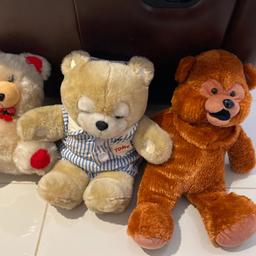 3 teddy bears
The tomy ones outfit needs a wash only
