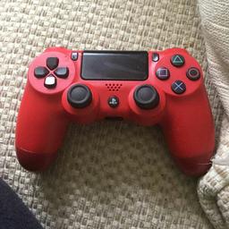 PS4 controller in excellent condition, new version.


no offers thanks
