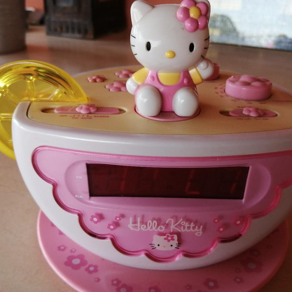 Radio Sveglia tazza Hello Kitty!Guarda le offerte