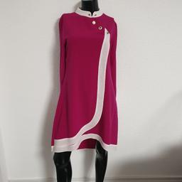 Blusenkleid 
Neuwertig 
kaum getragen 
Größe 42
zzgl. Versandkosten 2,70 €