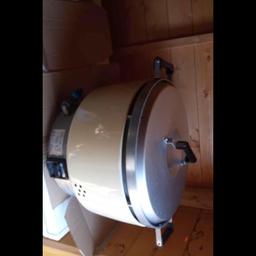 Rice gas cooker
all in perfect working order
condition is used
looking for £80 pic up only