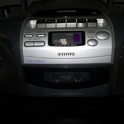 stereo aiwa compact radio cd e cassette recorder 220 v e Battery 1.5 v x8 R14 con display lcd