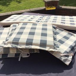 6 tie on garden chair cushions and matching bench cushion all with removal covers.
Sizes 16’ x 16’ (chair cushions)
3’ 6” x 17” (bench cushion)
Collection only Longton PR4 area