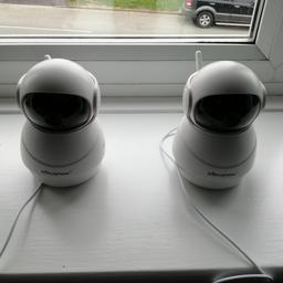 2 new boxed WiFi security cameras, Can be viewed on mobile phone to keep an eye on your home ect whilst not there.
Easy set up.
Surplus as over ordered.