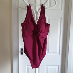 Swimsuit ”Dorina” Removable Soft Cups Burgundy Colour New Without Tags

Actual size: cm

Length: 70 cm from shoulder

Length: 33 cm from armpit side

Volume Breast: 72 cm – 84 cm

Depth Bust: 18.5 cm

Volume waist: 70 cm – 76 cm

Volume hips: 78 cm – 82 cm

Length from shoulder before to waist: 34 cm back

Length from armpit side before to waist: 15 cm

Size: 12 (UK) Eur 38

78 % Polyamide
22 % Elastane

Exclusive of Trim

Made in Bangladesh

Price £ 20.90