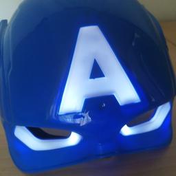 Brand New Avengers Light Up Mask

Collection from Edgware HA8 8SS