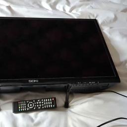 hd ready tv
freeview
remote 
excellent condition