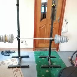 hi on the first picture I'm only selling the 1inch bar and 1 inch plate , ( stand not included)

(sand plate
2×1.1kg
4×1.25kg
5×1.25kg
3×2.3kg
3×2.5kg)

steel plate
3×1.2kg
20×0.5kg
4×1kg

1×5ft bar
2× Chester small bar

best offer you can send plus no silly offer thank you