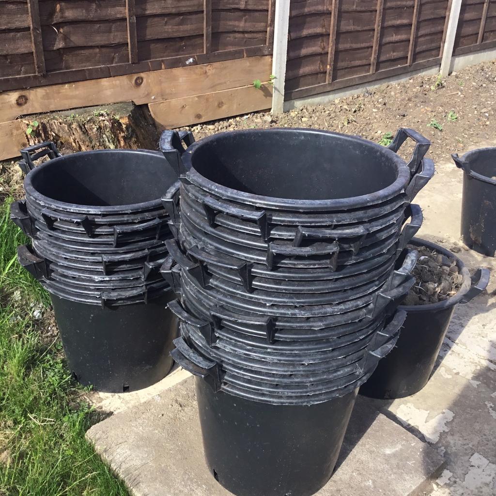 Approximately 50 litre
14.5 inch width
13 inch depth
Been used but in excellent condition
If you need more than 4 there are a lot available
Please message for info
Thanks
Collection only
Fully washed and cleaned before sold