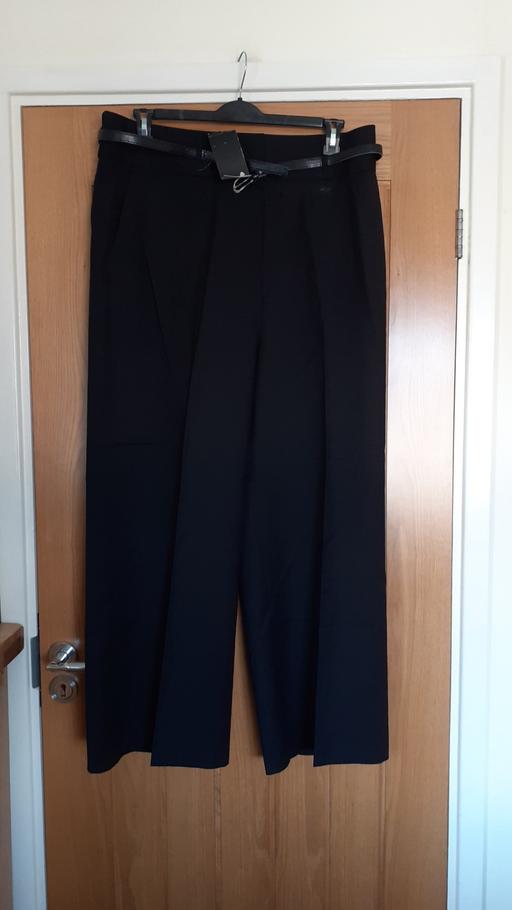 Buy & Sell West Midlands Dudley - Photos for BNWT Ladies trousers