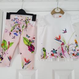 Girls Ted Baker Leggings Set.
White swing pleat back top and pink leggings.
Age 9-12 Months
Worn only once Excellent Condition.
Comes from smoke/pet free home
Collection L36 Area/Postage £4.00