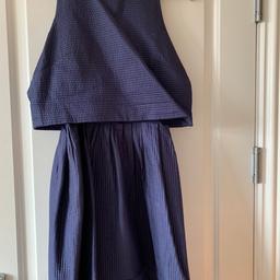 Purple dress perfect for weddings, 2 layers with a zip at the top. Has pockets