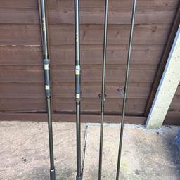 Hi here for sale is 2 wychwood carp fishing rods 2.75lb test curve very good condition 👍