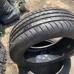 Good year tyre. 285/45/R21. EAGLE
VERY GOOD CONDITION RUN FLAT