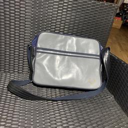 Fred Perry laptop / book bag with side packet and inside zip pocket