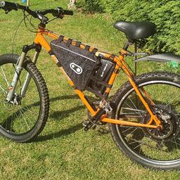 ORANGE R8 1500 Watt Electric bike. This bike is in mint condition with no dents or dinks on it . It has been well looked after and no money has been spared on it . All quality stuff none of this cheap rubbish .

It has a full throttle on it and is great to assist you whilst pedaling.

Dont waste your time with a the 750watt or 1000 watt motors out there, This is a 1500 watt motor with a 52volt  battery,  this kicks out loads of power on road and off. Im about 90kg and 5ft 10 and it shifts.