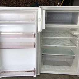 ZANUSSI - Kühlschrank
- inkl. Gefrierfach
- Top-Zustand
- gebraucht/ Apartment - 3 Monate pro Jahr