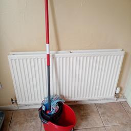 Mop & bucket good condition mop head may need replacing soon. Mop handle extends.