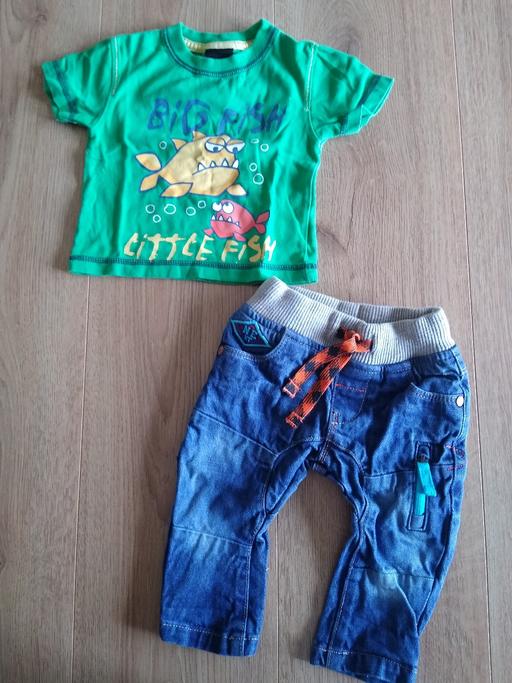 Buy & Sell Merseyside Sefton - Photos for 3-6 months top with jeans