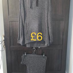 Grey tracksuit size 20 - £6 - can be collected/posted/delivered 

Post and delivery will be extra