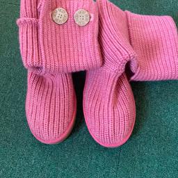Pretty salmon pink cardy knitted authentic Ugg boots. With wooden buttons. Never been worn. Size UK 8.5. EU 41.
