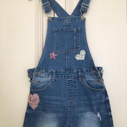 Lovely dungarees with decoration. VGC. Hardly worn. Can collect if able to, and avoid postage costs.