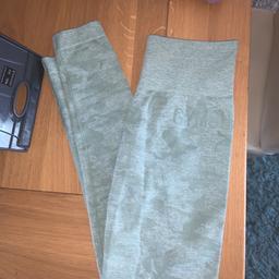 Seafoam Green Gymshark Leggings. Wore only a few times. New Condition. 💕