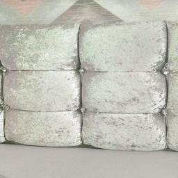 Silver crushed velvet diamonte double bed headboard. Great condition. Getting a new complete bed set. No longer have use for this