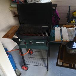 brilliant condition gas BBQ for sale.
come with half bottle of gas and half bag of lava .
hardly used with side shelves
collection only from Whitfield kent